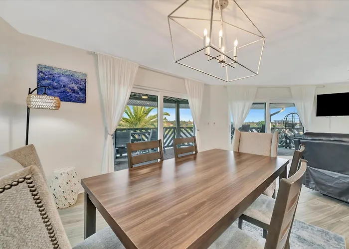Beachfront 3b Family Waterview With Large Balcony * Clearwater Beach