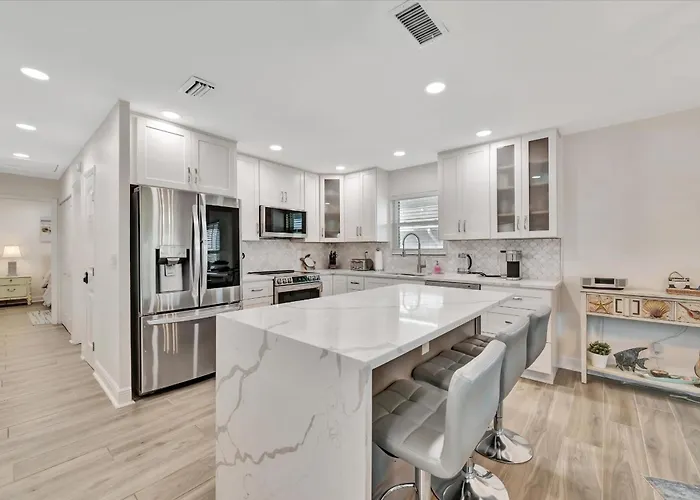 Beachfront 3b Family Waterview With Large Balcony Clearwater Beach