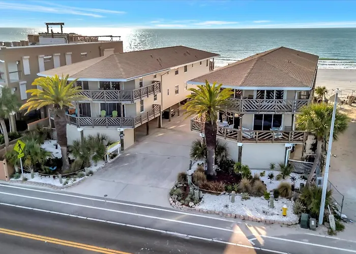 Beachfront 3b Family Waterview With Large Balcony Ferienhaus