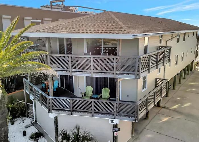 Beachfront 3b Family Waterview With Large Balcony