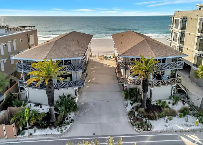 Beachfront 3b Family Waterview With Large Balcony Ferienhaus