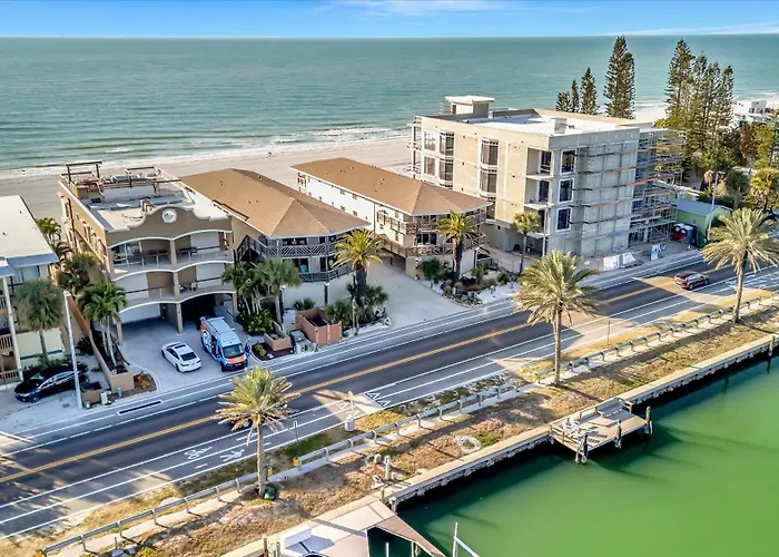 Beachfront 3b Family Waterview With Large Balcony Clearwater Beach